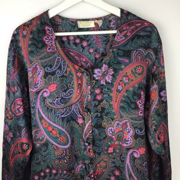 Victoria's Secret Other - Vintage VICTORIA SECRET gld label SILK Night Shirt